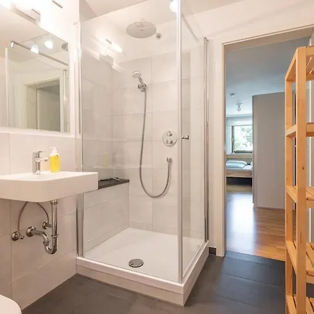 Uferresidenz * Cologne